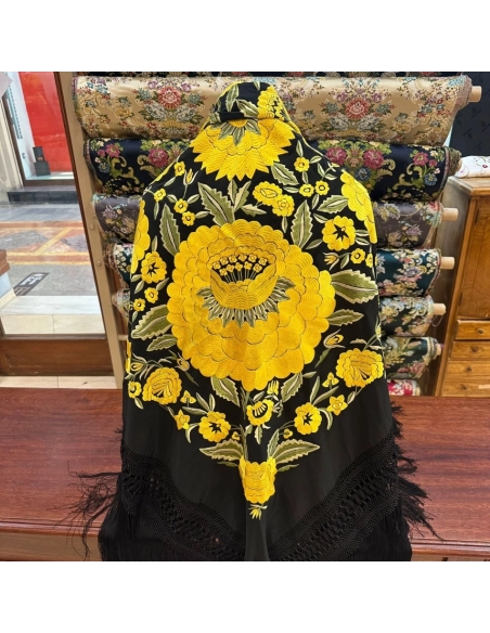 Mantón negro