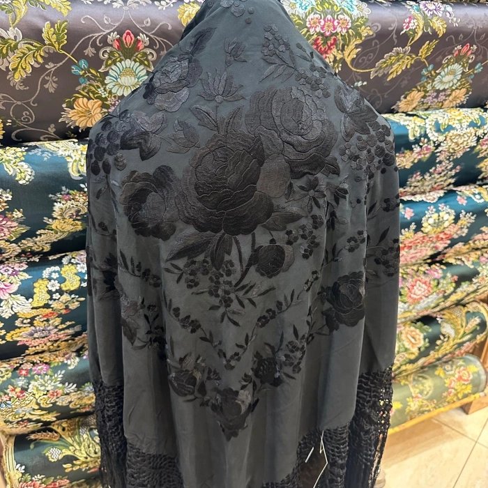 Mantón 10110110N