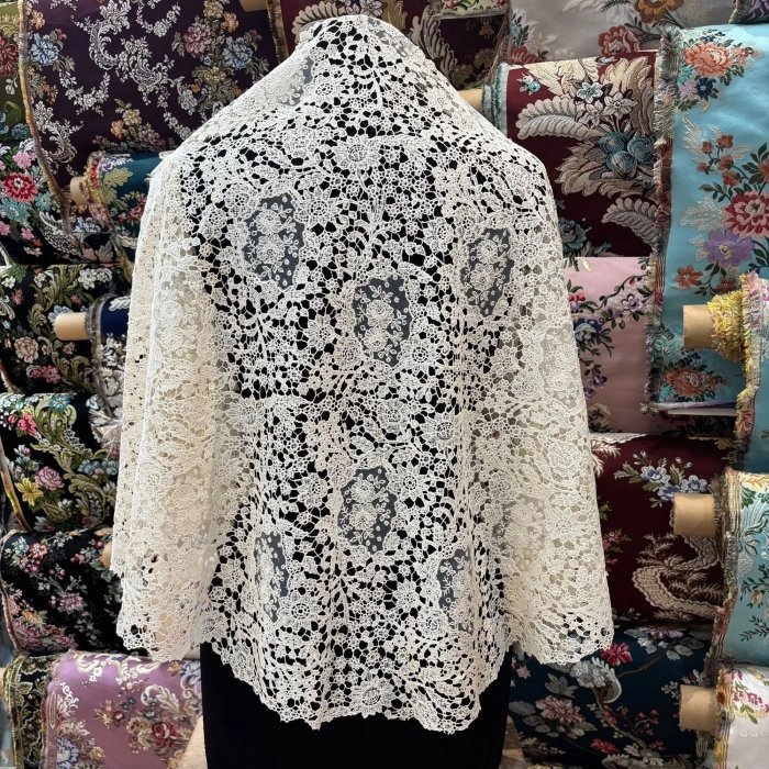 Mantilla Valeria pequeña