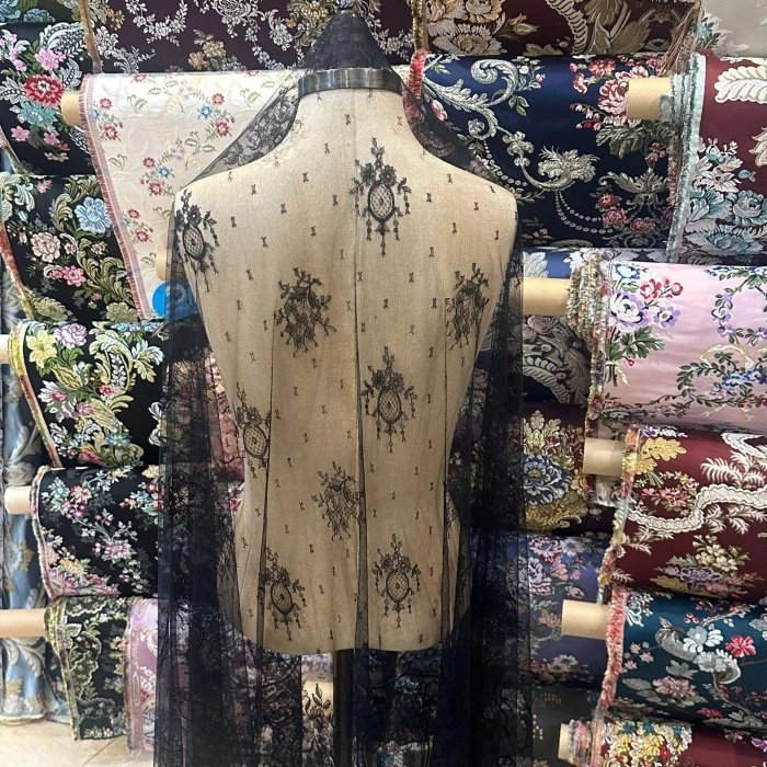 Mantilla Española rectangular  O11011